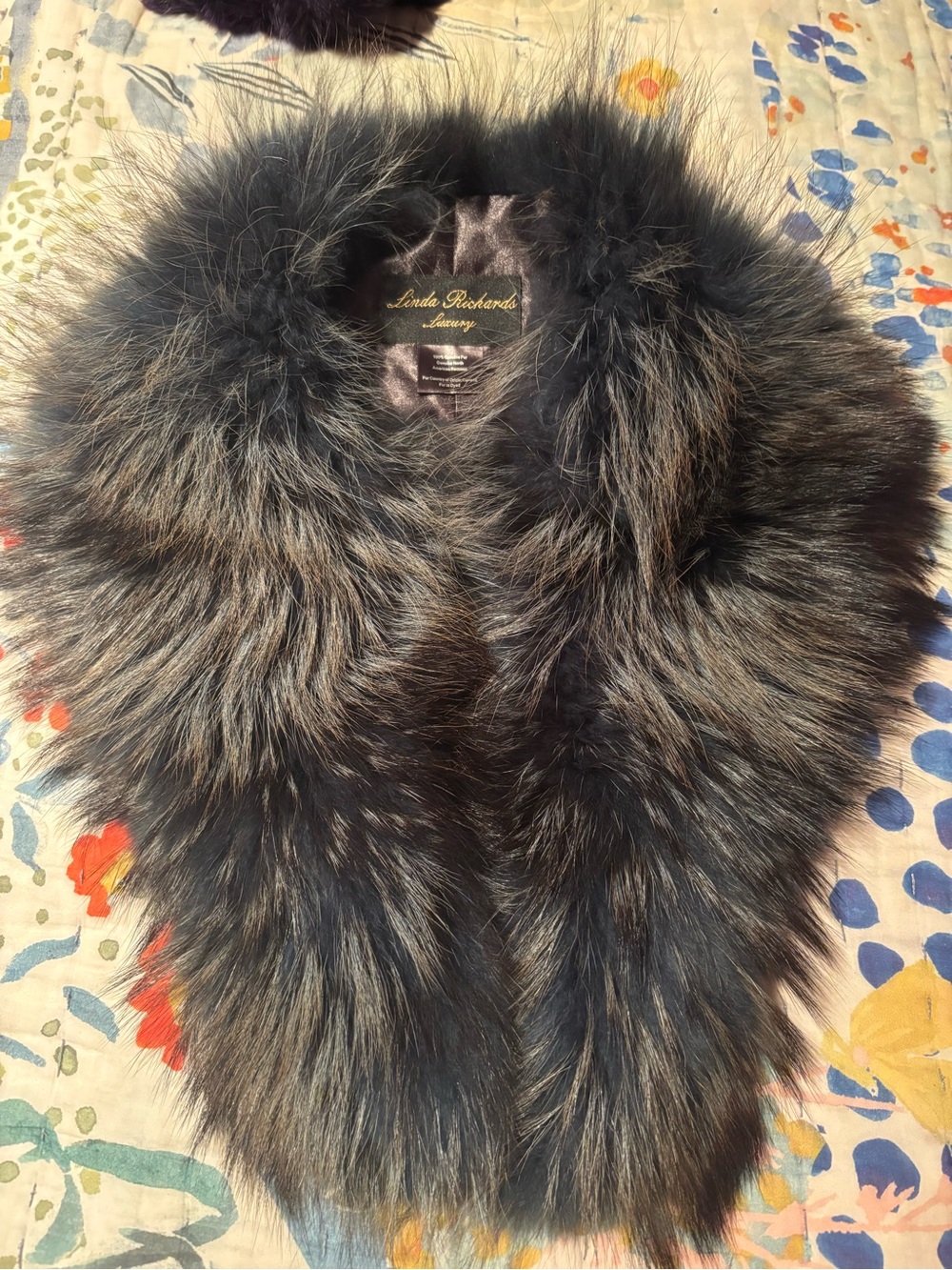 Linda Richards Genuine
Fur Clip-On Collar